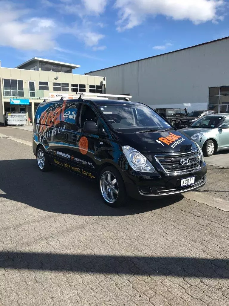 vehicle signage, print broker, commercial printing, digital printing, printing services, business cards, book printing, brochure printing, custom packaging solutions, free printing quote, print broker news